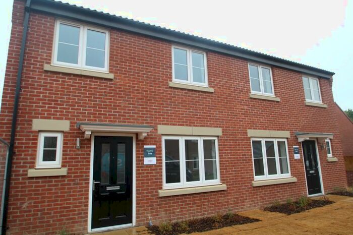 3 Bedroom Semi-Detached House To Rent In Colchester Road, Thorp Arch, LS23