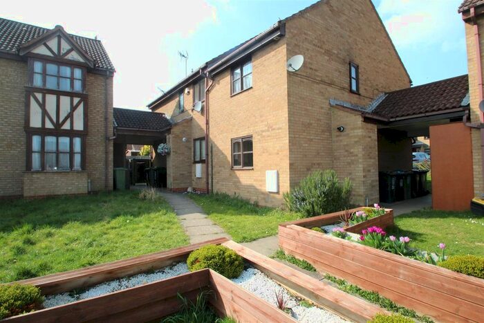 1 Bedroom Property To Rent In The Pastures, Hemel Hempstead, HP1