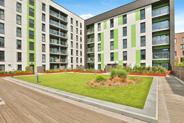 2 Bedroom Flat To Rent In Geoffrey Watling Way, Norwich, NR1