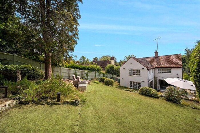 4 Bedroom Detached House For Sale In Loudwater Lane, Loudwater, Rickmansworth, Hertfordshire, WD3