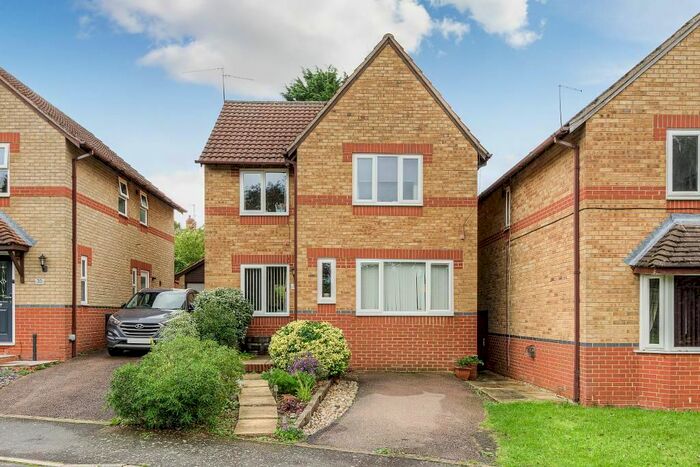 4 Bedroom Detached House To Rent In Neuville Way, Desborough, Kettering, Northants, NN14