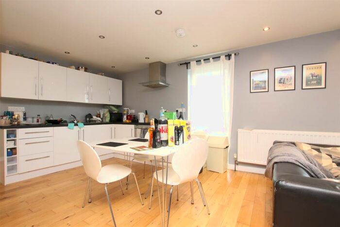 3 Bedroom House To Rent In Calton Walk, Bath, BA2