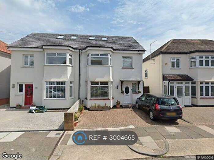 4 Bedroom Semi-Detached House To Rent In Westbury Road, Southend-On-Sea, SS2