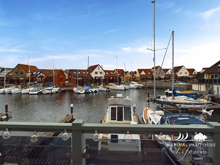 3 Bedroom Town House For Sale In Bryher Island, Port Solent, Portsmouth, PO6