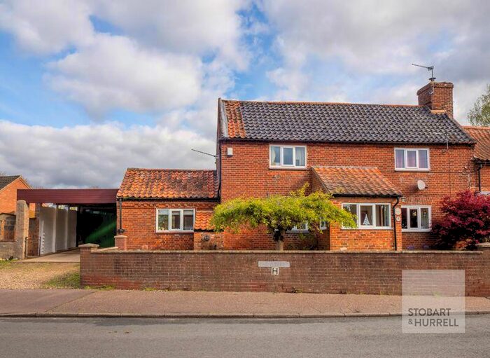 3 Bedroom Semi-Detached House For Sale In The Street, South Walsham, Norfolk, NR13