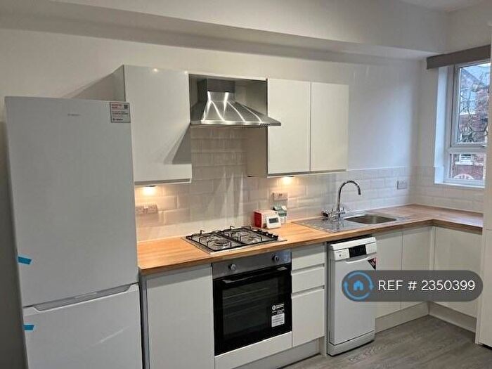 1 Bedroom Flat To Rent In West Didsbury, Manchester, M20