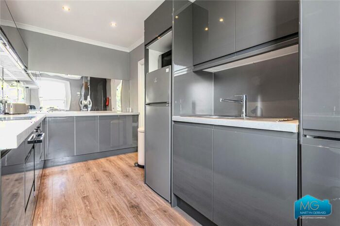 4 Bedroom Apartment To Rent In Fordwych Road, West Hampstead, London, NW2