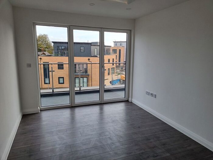 1 Bedroom Property To Rent In Kristi House, Ashford, TN24