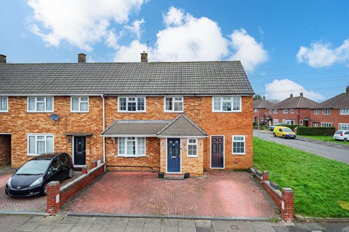 5 Bedroom Semi Detached House To Rent In Hawthorne Lane, Hemel Hempstead, HP1