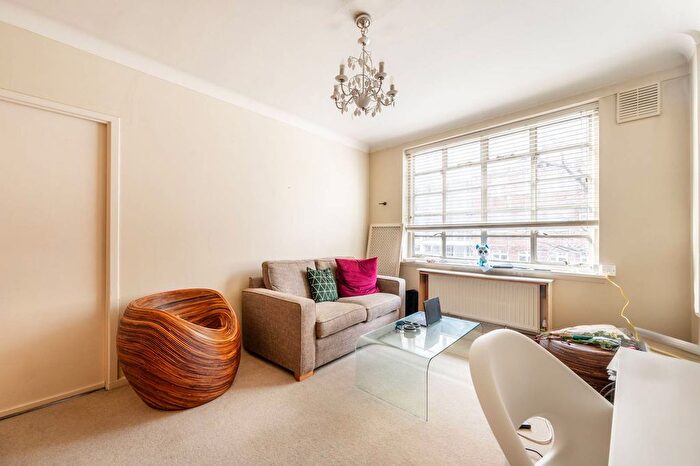 1 Bedroom Flat For Sale In St.Petersburgh Place, Bayswater, London, W2