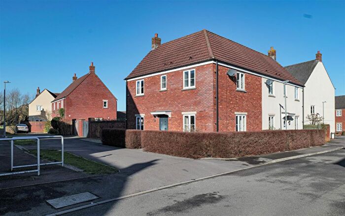 3 Bedroom Semi-Detached House For Sale In Britannia Close, Melksham, SN12