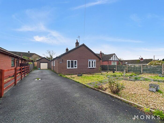 3 Bedroom Detached Bungalow For Sale In Smelthouse Lane, Pant, Oswestry, SY10