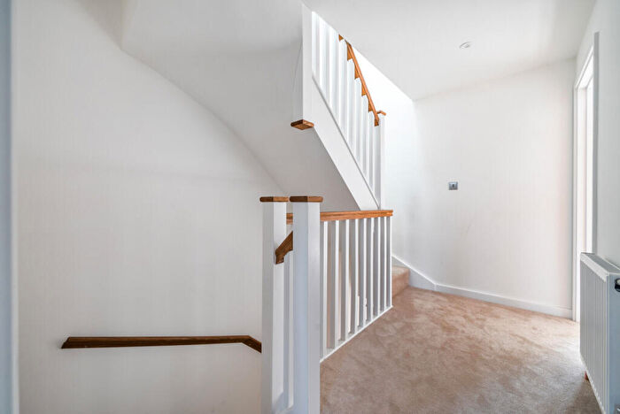 3 Bedroom Semi-Detached House For Sale In Windmill Road, Mortimer Common, Reading, Berkshire, RG7