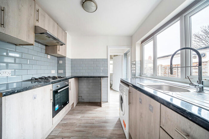 2 Bedroom Terraced House For Sale In Barth Road, Plumstead, SE18