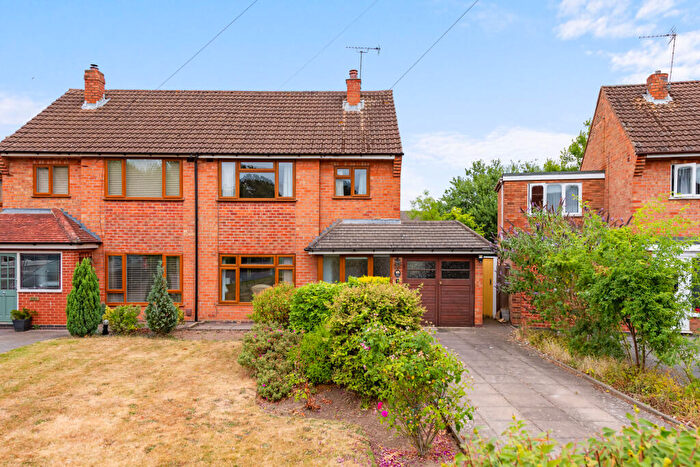 3 Bedroom Semi-Detached House For Sale In Leam Crescent, Solihull, B92