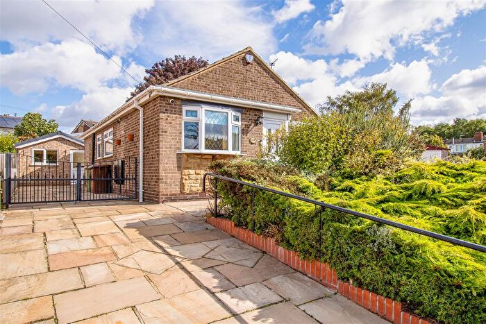 3 Bedroom Detached Bungalow For Sale In Cleveland Avenue, Lupset Park, Wakefield, WF2