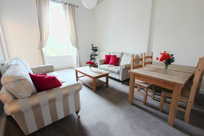 2 Bedroom Flat To Rent In Hart Street, Broughton, EH1