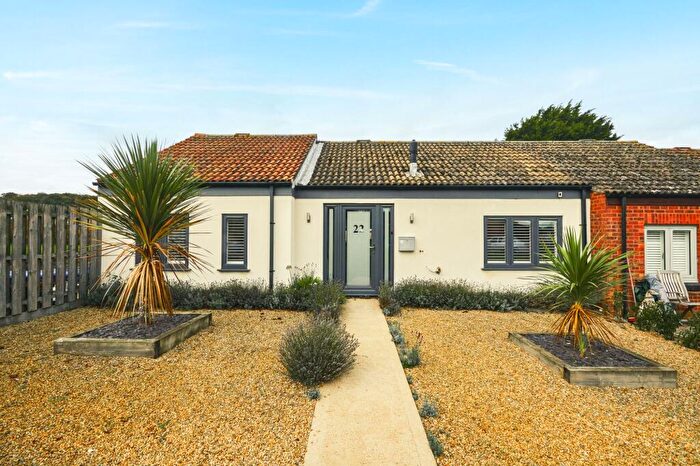 3 Bedroom Bungalow To Rent In Crofts Close, Burnham Market, PE31