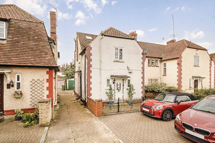 5 Bedroom Property For Sale In Argyle Road, Ealing, W13