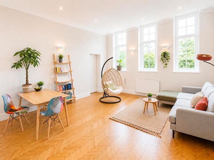 2 Bedroom Flat For Sale In Flat, Tutelage Court, College Terrace, London, E3