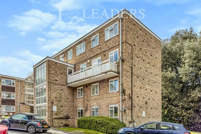 2 Bedroom Maisonette To Rent In Jireh Court, Perrymount Road, RH16