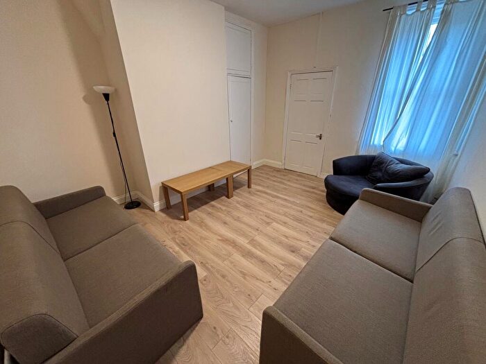 2 Bedroom Flat To Rent In Coniston Avenue, West Jesmond, NE2