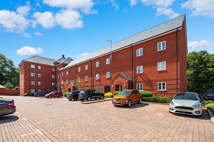 2 Bedroom Flat For Sale In Charteris Close, Wellesley, GU11
