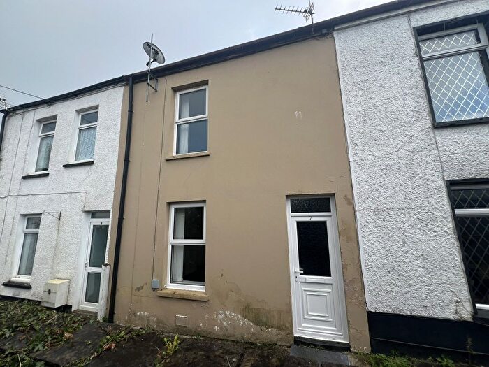 2 Bedroom Property To Rent In Parcel Terrace, Carmarthen, Carmarthenshire, SA31
