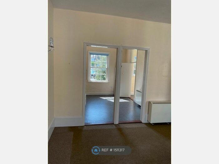 2 Bedroom Flat To Rent In Hatter St, Bury St Edmund's, IP33