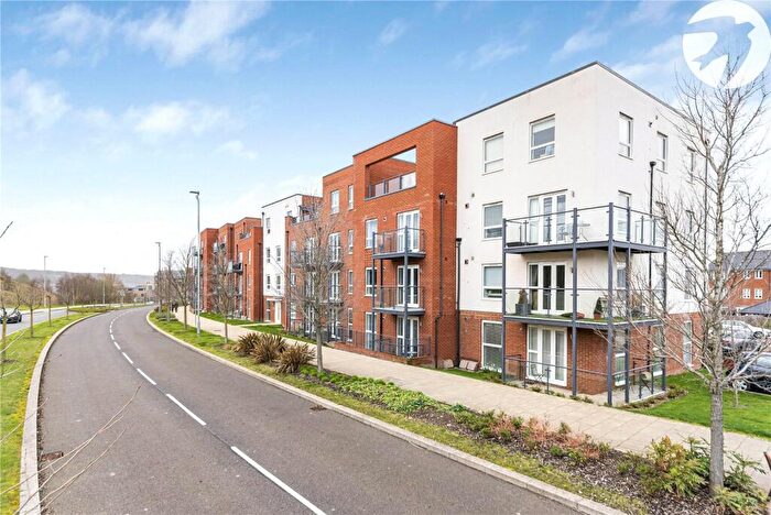 1 Bedroom Flat For Sale In Lett Lane, Castle Hill, Ebbsfleet Valley, Swanscombe, DA10