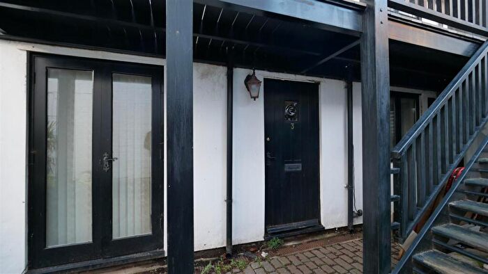 1 Bedroom Flat To Rent In Quay Court, St Ives, PE27