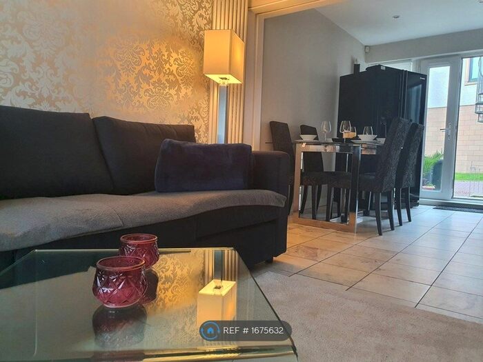 3 Bedroom Semi-Detached House To Rent In East Pilton Farm Wynd, Edinburgh, EH5