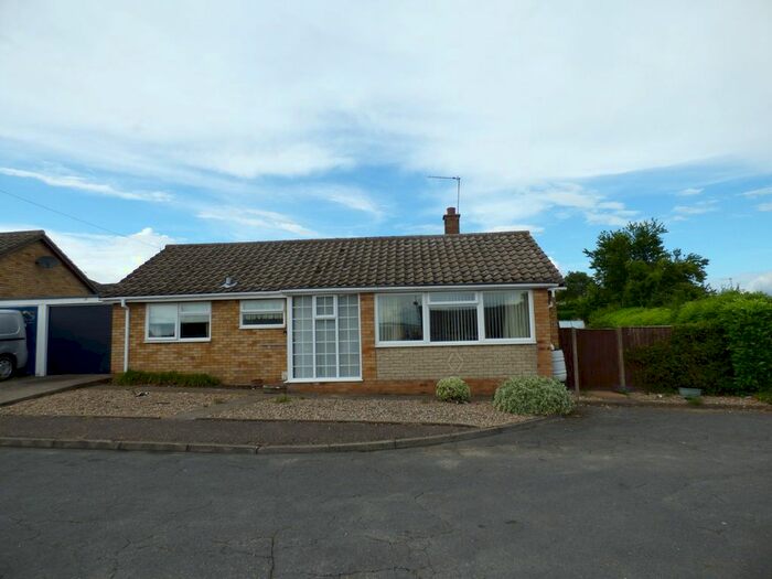 3 Bedroom Detached Bungalow To Rent In Green Lane, Hales, Norwich, NR14
