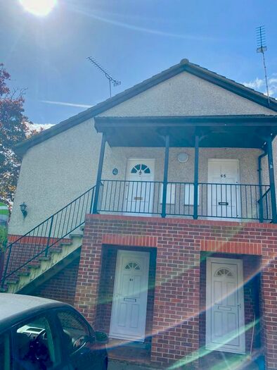 1 Bedroom Flat To Rent In Lowdell Close, Yiewsley, West Drayton, UB7