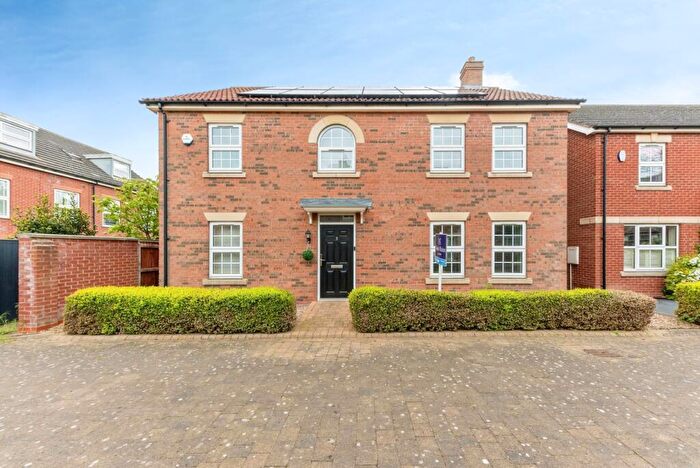 4 Bedroom Detached House For Sale In Fallow Lane, Scartho Top, Grimsby, Lincolnshire, DN33