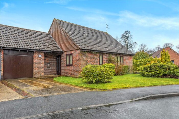 2 Bedroom Bungalow To Rent In Mayfield, Rowledge, Farnham, Surrey GU10