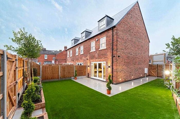 3 Bedroom End Terrace House To Rent In Station Court, Station Road, Solihull, B93