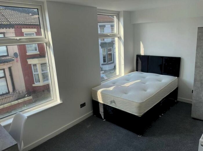 5 Bedroom House To Rent In Bradfield Street, L7