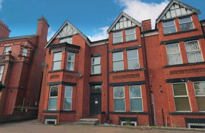 2 Bedroom Flat To Rent In Ullet Road, Aigburth, Liverpool, Merseyside, L17