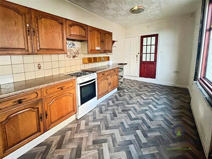 3 Bedroom Terraced House To Rent In Pagitt Street, Chatham, Kent, ME4