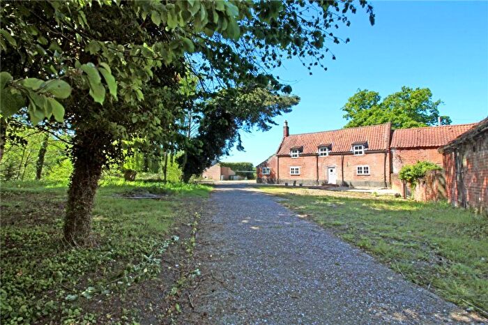 4 Bedroom Detached House For Sale In Newton Street, Newton St Faith, Norwich, Norfolk, NR10