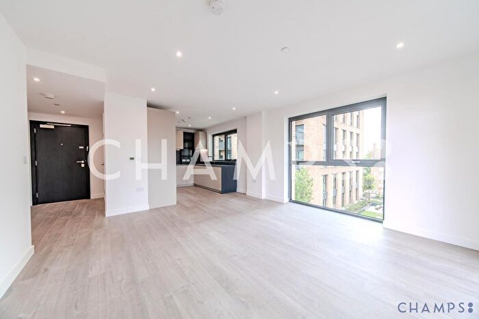 2 Bedroom Flat To Rent In Dragonfly Walk, N4