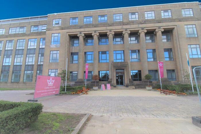 1 Bedroom Apartment To Rent In Card House, Bingley Road, Bradford, BD9