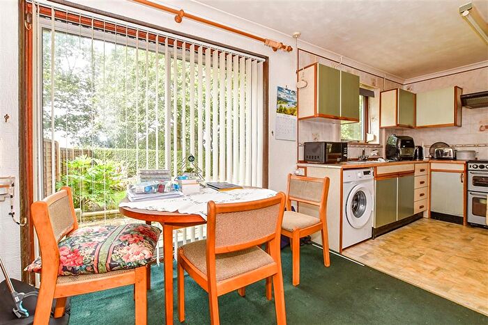 3 Bedroom Semi-detached House For Sale In Sherwood Road, Tunbridge Wells, Kent, TN2