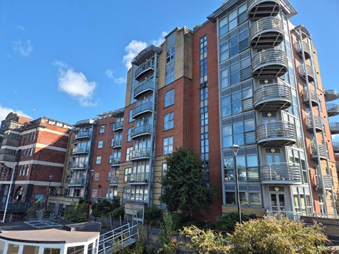 2 Bedroom Apartment To Rent In The Custom House, Redcliff Backs, BS1