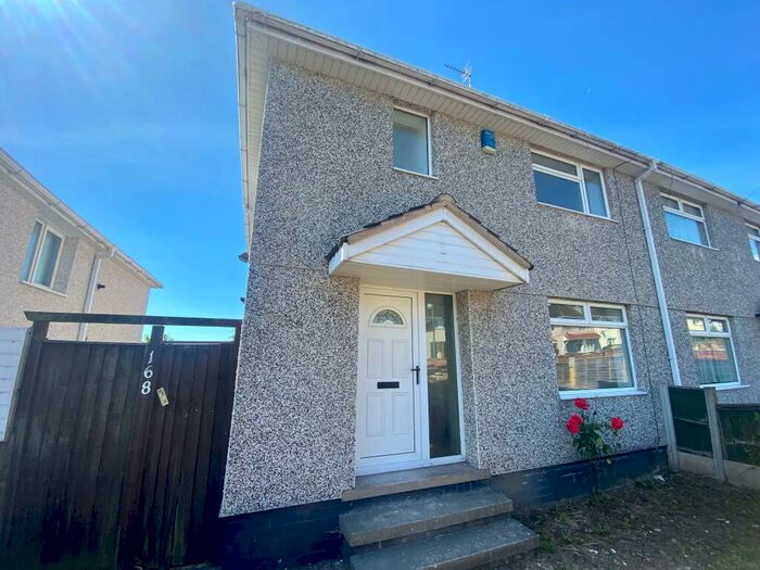 3 Bedroom House To Rent In Summerwood Lane, Clifton, NG11