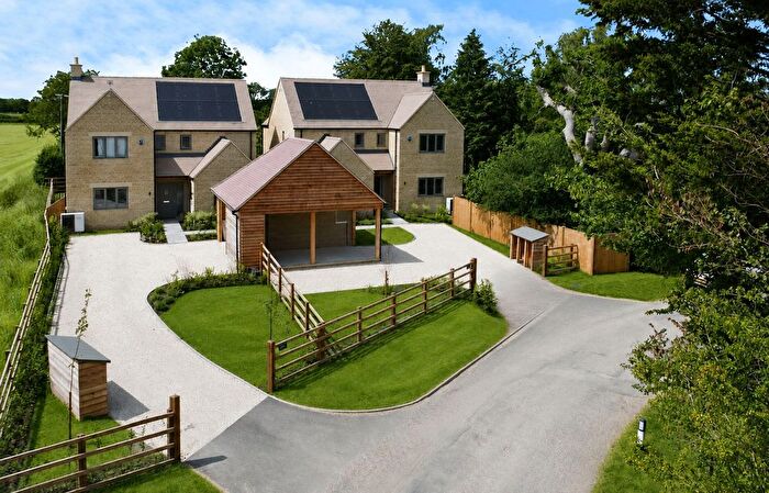 4 Bedroom Detached House For Sale In Driffield, Cirencester, GL7
