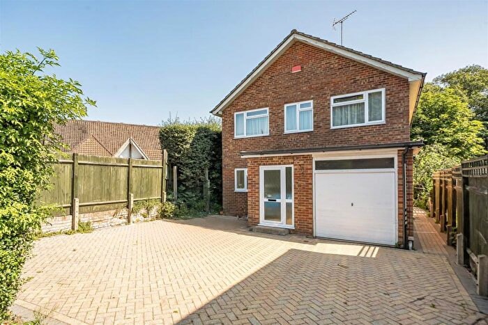 4 Bedroom Detached House For Sale In High Street, Littlebourne, Canterbury, CT3
