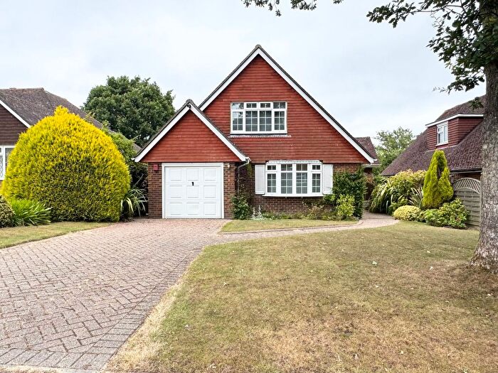 3 Bedroom Detached Bungalow For Sale In Fowlers Close, Bexhill-On-Sea, TN39