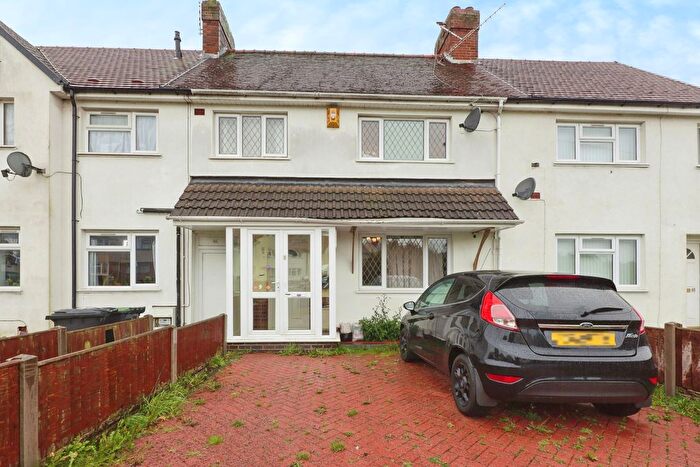 4 Bedroom Terraced House For Sale In Black-A-Tree Road, Nuneaton, Warwickshire, CV10